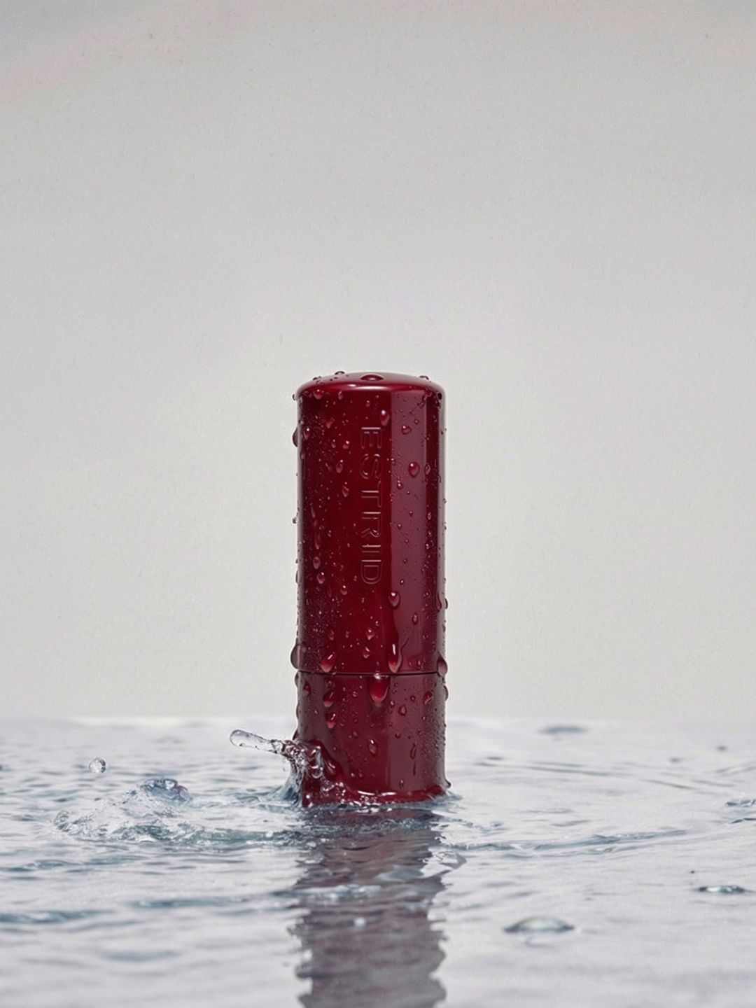 estrid-deodorant-the-refillable-antiperspirant-bloom-first-base image 8
