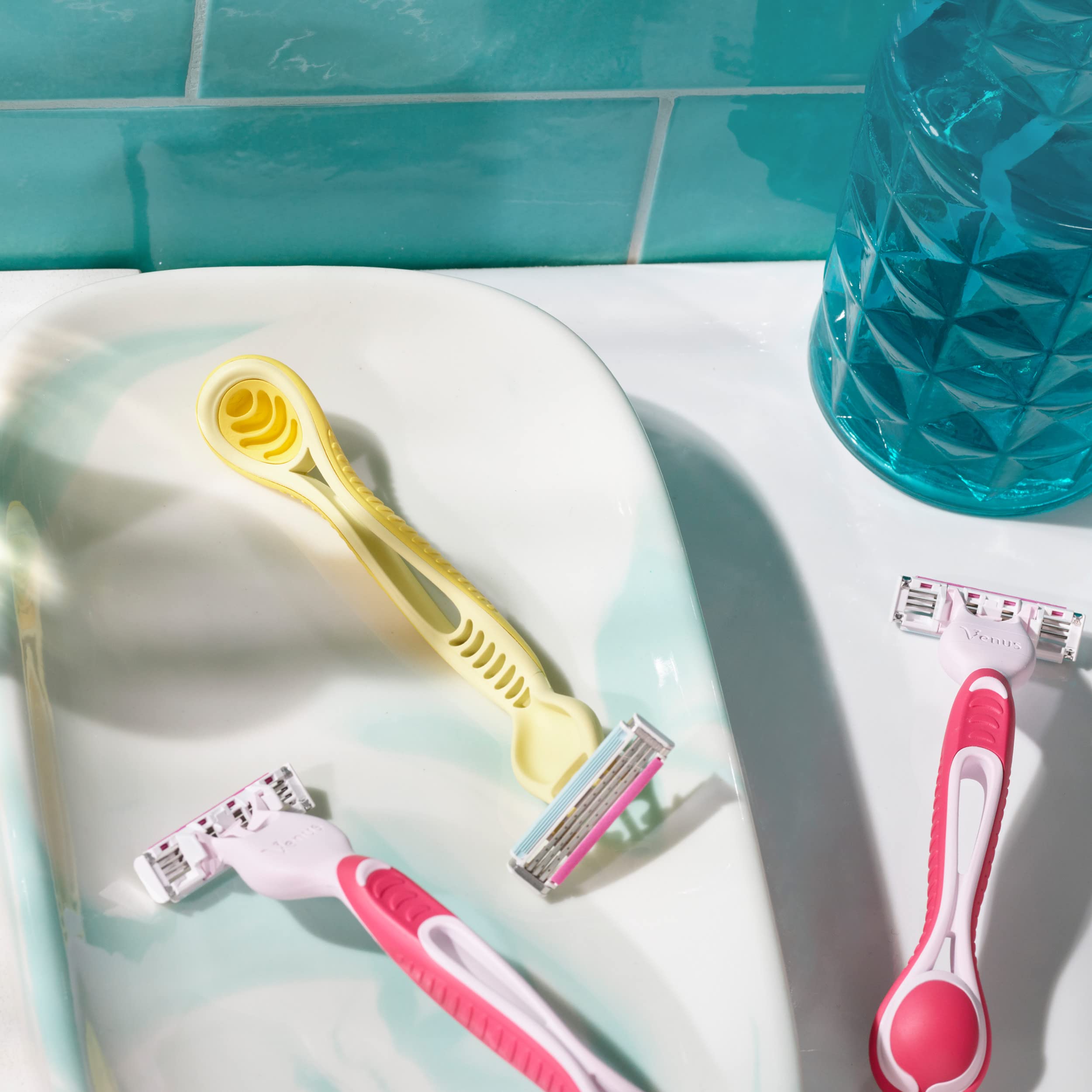 gillette-venus-simply-3-einwegrasierer-drachenfrucht-1-st-ck image 4